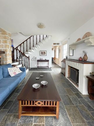 Maisonette 130 sqm for rent, Athens - East, Marathonas