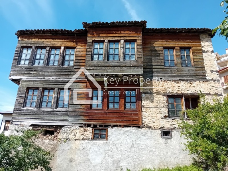 Μονοκατοικία 430 τ.μ. πρός πώληση, Ν. Καστοριάς, Καστοριά
