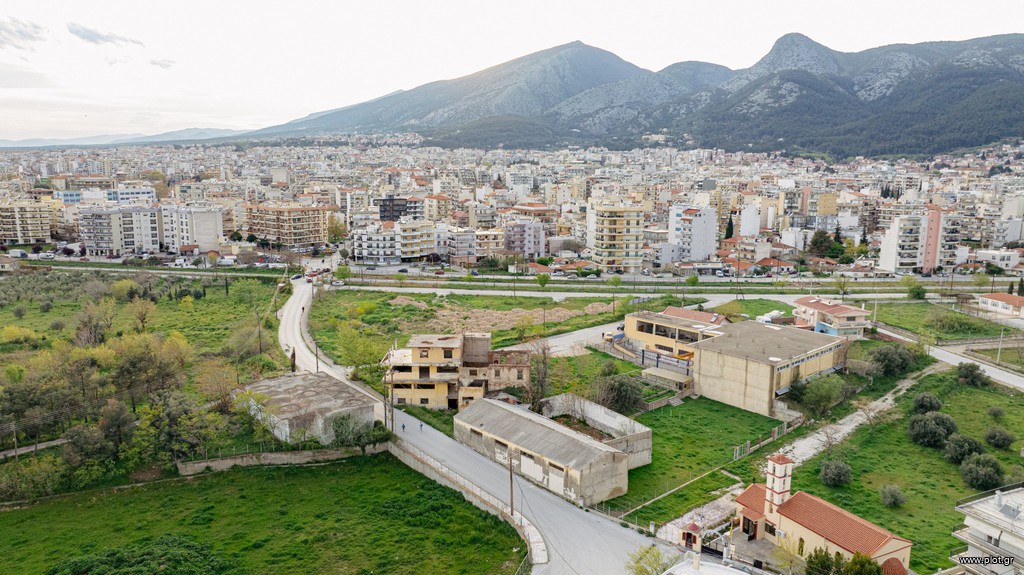 Επιχειρηματικό κτίριο 853 τ.μ. πρός πώληση, Ν. Ξάνθης, Ξάνθη
