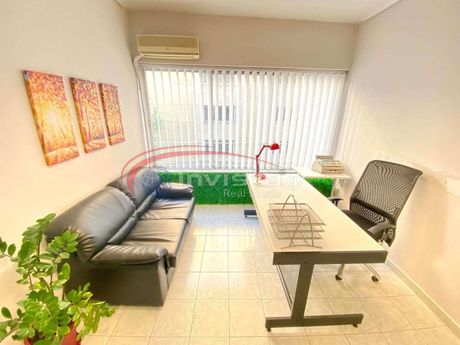 Office 20sqm for rent-Ladadika