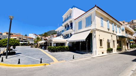Επιχειρηματικό κτίριο 240 τ.μ. προς πώληση