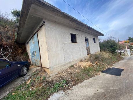 Warehouse 73sqm for sale-Xilokastro » Throfari