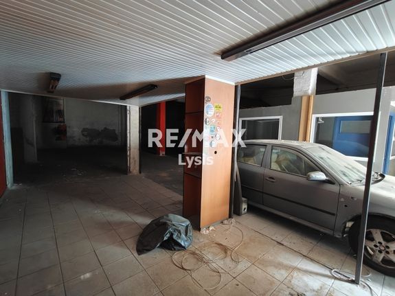 Craft space 225 sqm for rent, Piraeus, Kaminia