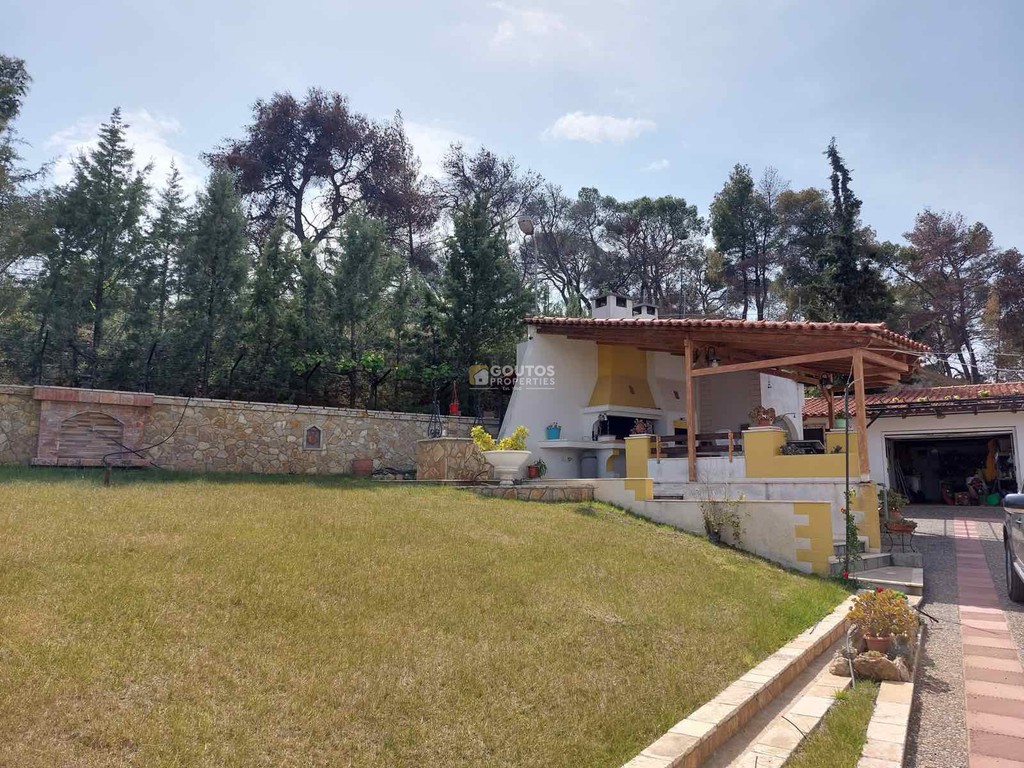 Μονοκατοικία 360 τ.μ. προς πώληση, Μέγαρα