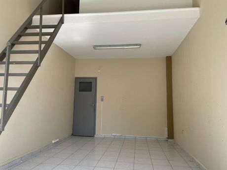 Store 42sqm for rent-Paiania