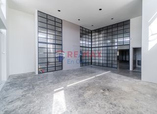 Επιχειρηματικό κτίριο 1.030 τ.μ. για πώληση