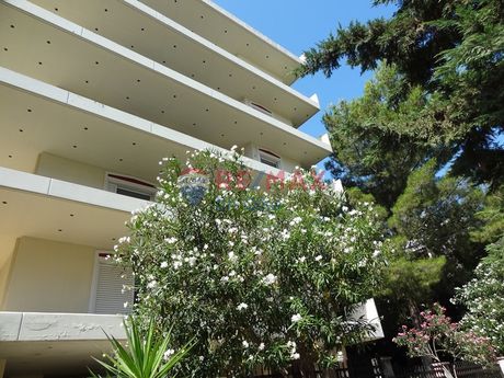 Building 920sqm for sale-Marousi