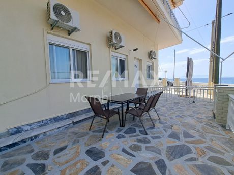 Studio 59,7sqm for sale-Aigeiros