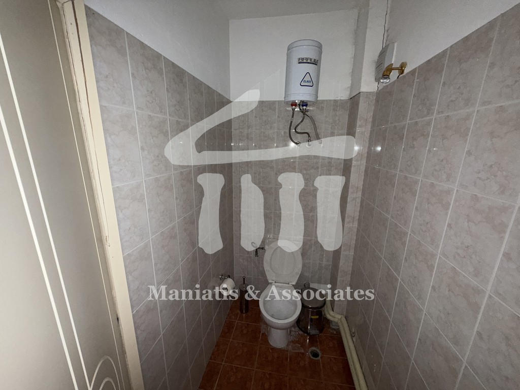 Office 140 sqm for rent, Piraeus, Port