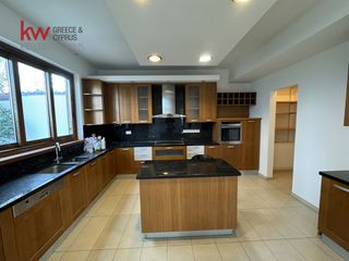 Μονοκατοικία 303 τ.μ. για πώληση, Λευκωσία-thumb-3