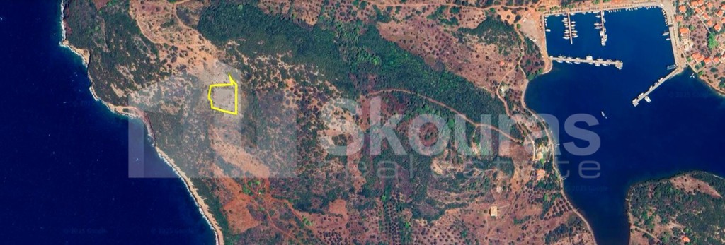 Οικόπεδο 4.085 τ.μ. προς πώληση, Τριζόνια