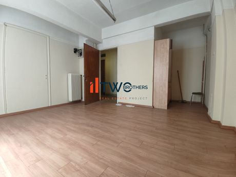 Office 18sqm for sale-Kentro