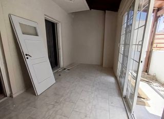 Κτίριο 350 τ.μ. για πώληση, Πειραιάς, Αγία Σοφία-thumb-4