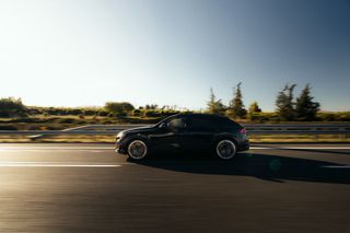 Audi RSQ8 2021-thumb-6