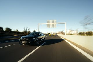 Audi RSQ8 2021-thumb-7