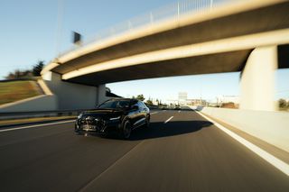 Audi RSQ8 2021-thumb-8
