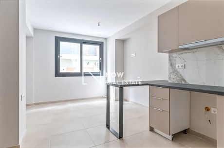 Business bulding 768sqm for sale-Kolonos - Kolokinthous » Stathmos Larisis