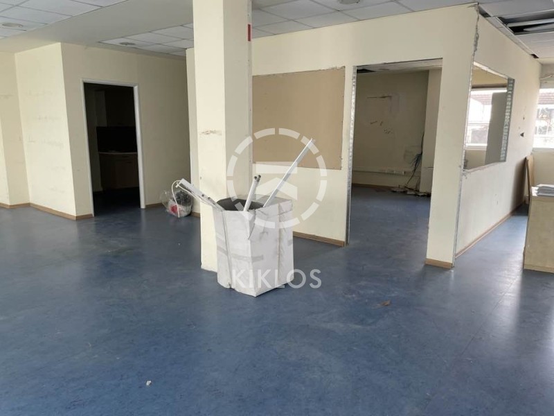 Επιχειρηματικό κτίριο 1.050 τ.μ. πρός ενοικίαση, Αθήνα - Νότια Προάστια, Άλιμος