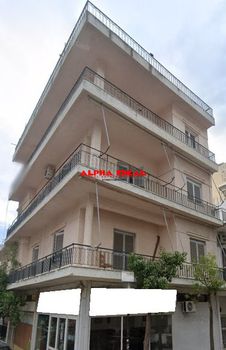 Building 371sqm for sale-Keratsini