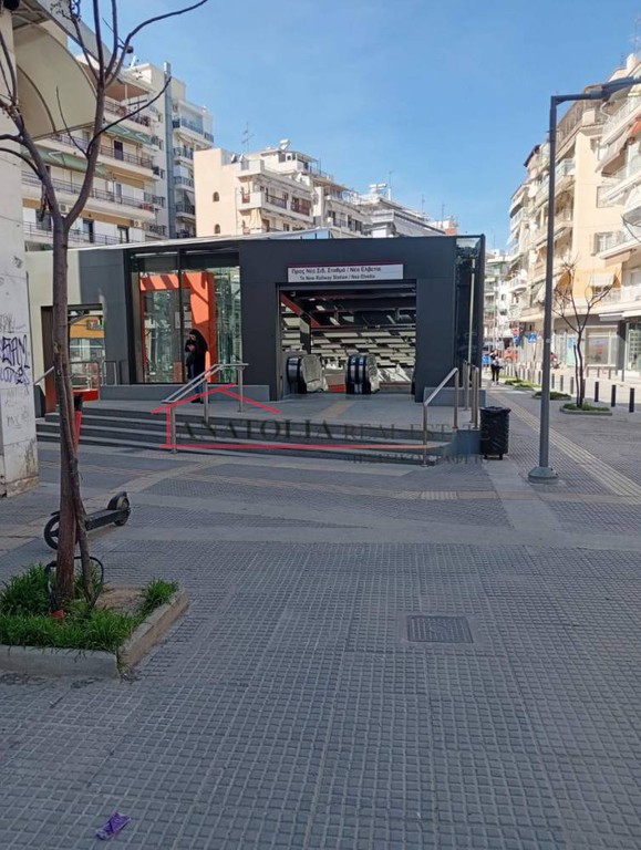 Κατάστημα 135 τ.μ. πρός πώληση, Θεσσαλονίκη - Κέντρο, Ανάληψη