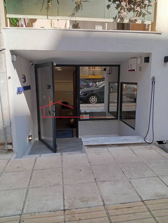 Κατάστημα 135 τ.μ. πρός πώληση, Θεσσαλονίκη - Κέντρο, Ανάληψη