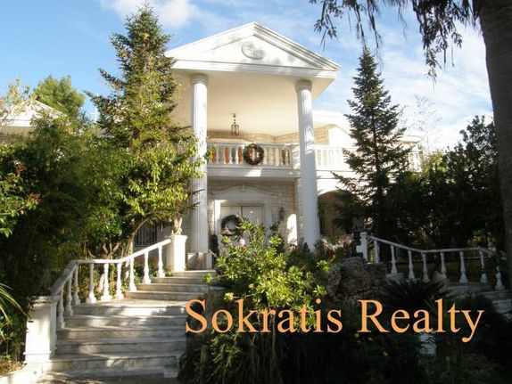 Villa 1.000 sqm for sale, Athens - North, Agios Stefanos