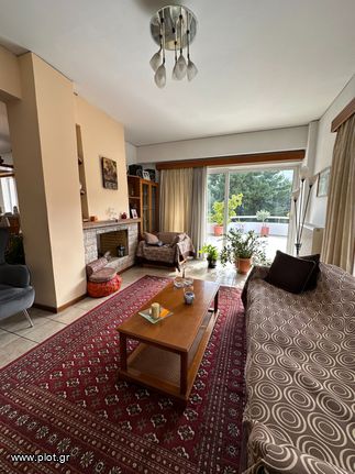 Detached home 145 sqm for rent, Athens - North, Agia Paraskevi
