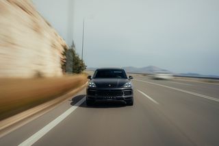 Porsche Cayenne 2019 E-Hybrid-thumb-2