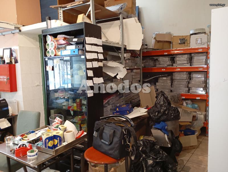 Κατάστημα 165 τ.μ. προς πώληση, Κέντρο Νέου Κόσμου