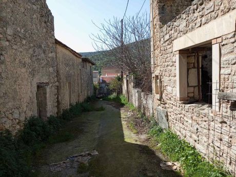 Detached home 85 sqm for sale