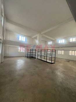 Επιχειρηματικό κτίριο 840 τ.μ. για πώληση