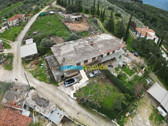 Μονοκατοικία 240 τ.μ. πρός πώληση