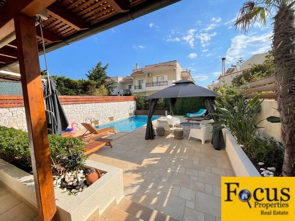 Detached home 350 sqm for rent, Athens - South, Glyfada