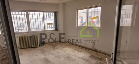 Store 82sqm for rent-Spata » Center