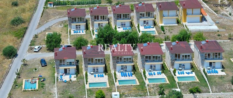 Συγκρότημα διαμερισμάτων 2.040 τ.μ. για πώληση, Χαλκιδική, Κασσάνδρα