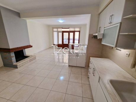 Apartment 60sqm for rent-Patra » Aroi