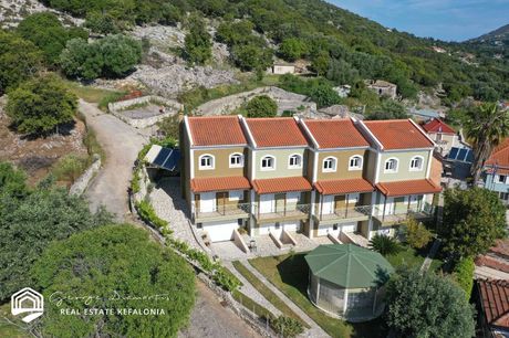 Συγκρότημα διαμερισμάτων 446τ.μ. για πώληση-Κεφαλονιά » Πύλαρος