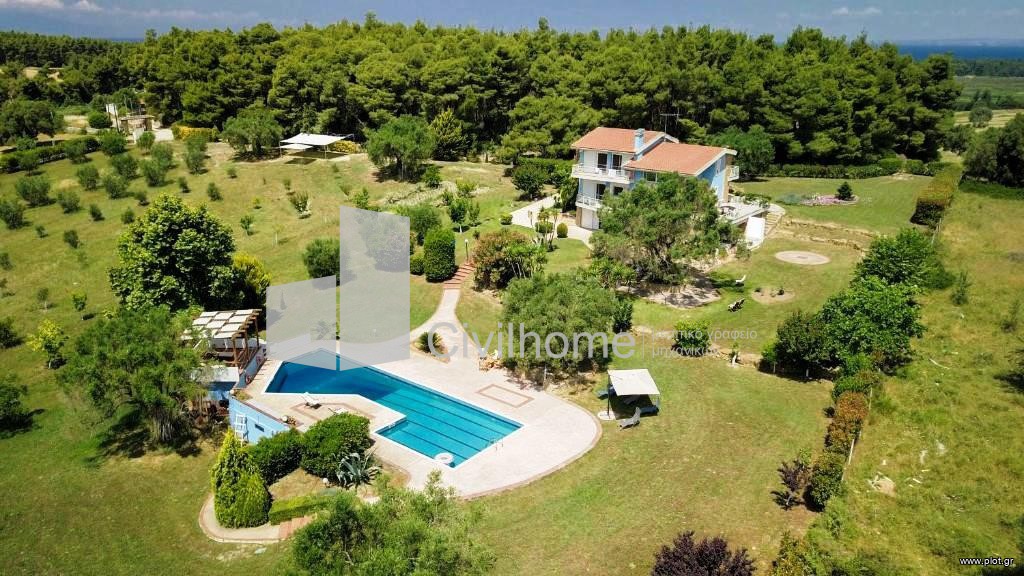 Βίλλα 350 τ.μ. πρός πώληση, Χαλκιδική, Κασσάνδρα