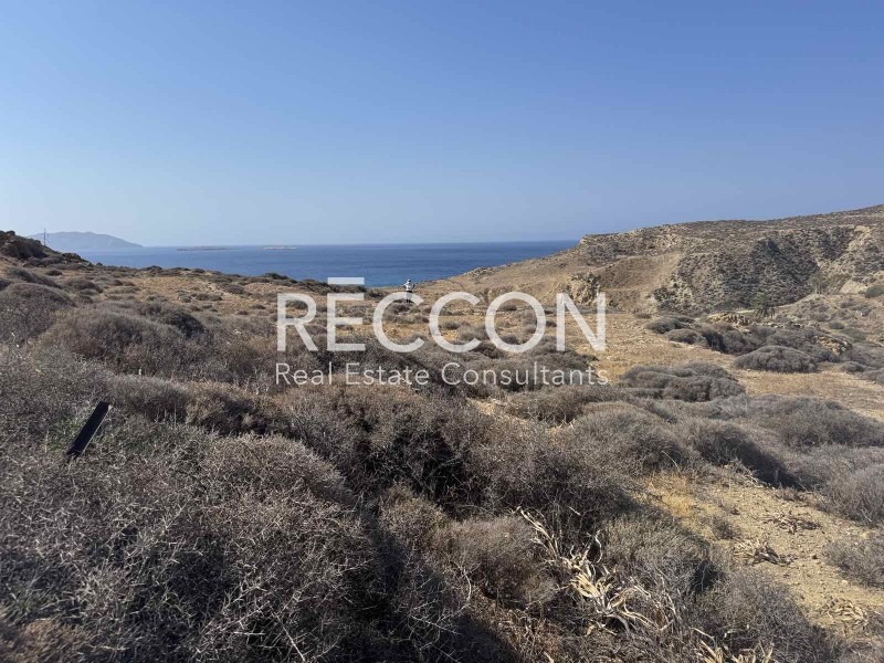 Αγροτεμάχια 4.650 τ.μ. πρός πώληση, Κυκλάδες, Ανάφη