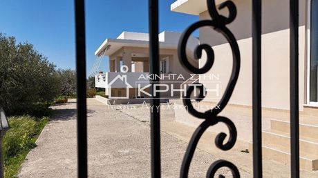Συγκρότημα διαμερισμάτων 180τ.μ. για πώληση-Ιεράπετρα