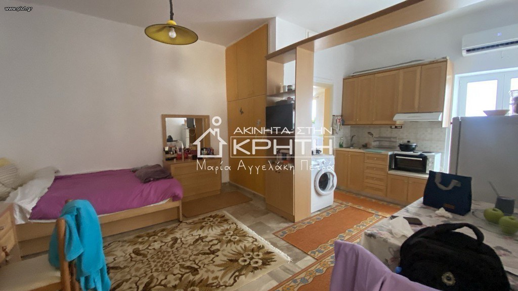 Κτίριο 750 τ.μ. προς πώληση, Εσταυρωμένος