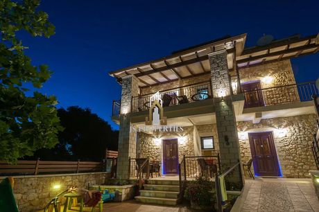 Hotel 192sqm for sale-Sivota » Center