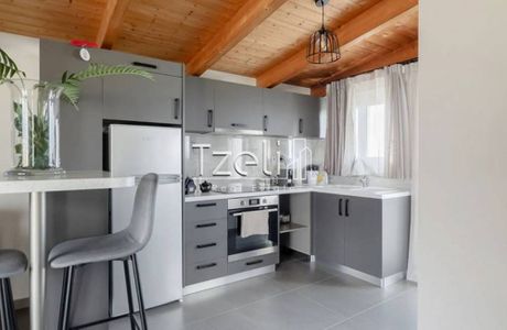 Apartment 60sqm for rent-Patra » Zarouchleika