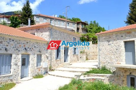 Μονοκατοικία 300 τ.μ. για πώληση