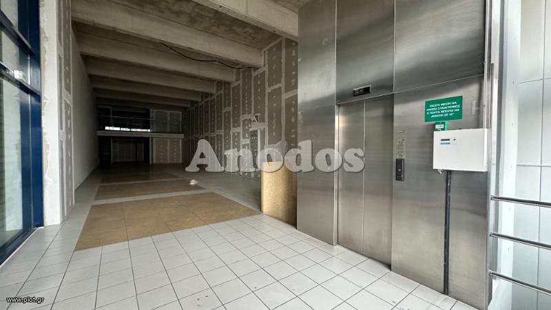 Κατάστημα 280 τ.μ. προς ενοικίαση, Κολωνός