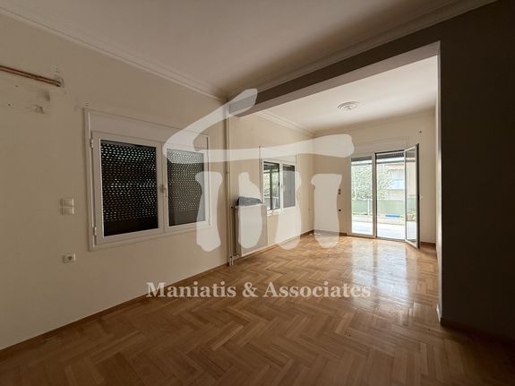 Apartment 120 sqm for rent, Athens - South, Alimos