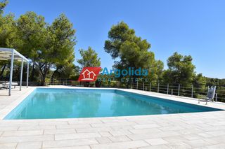 Μονοκατοικία 320 τ.μ. προς πώληση, Βερβερούδα-thumb-1