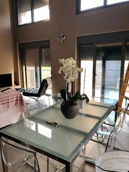 Apartment 100sqm for rent-Koropi » Center