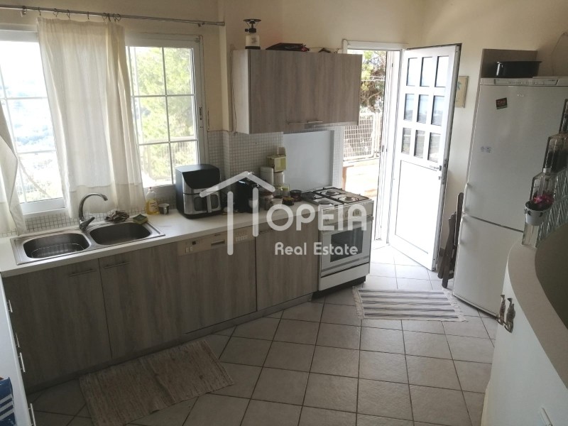 Μονοκατοικία 400 τ.μ. πρός ενοικίαση, Αττική - Υπόλοιπο, Καλύβια Θορικού