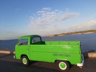 Volkswagen T2 1977-thumb-10
